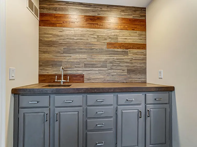 11410 Avant Ln — Photo 17