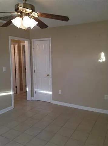 6009 Vermillion Blvd #B — Photo 5
