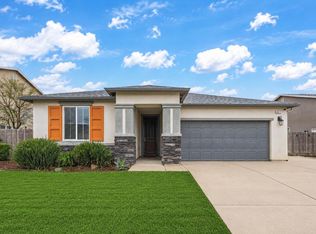 3917 E Myrtle Avenue, Visalia, CA 93292
