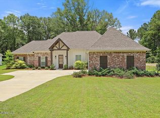 1175 Sanctuary Dr, Brandon, MS 39042