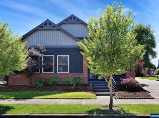 2421 Tracy Ln, Woodburn, OR 97071