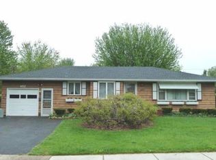 462 Cascade Pl, Rochester, NY 14609