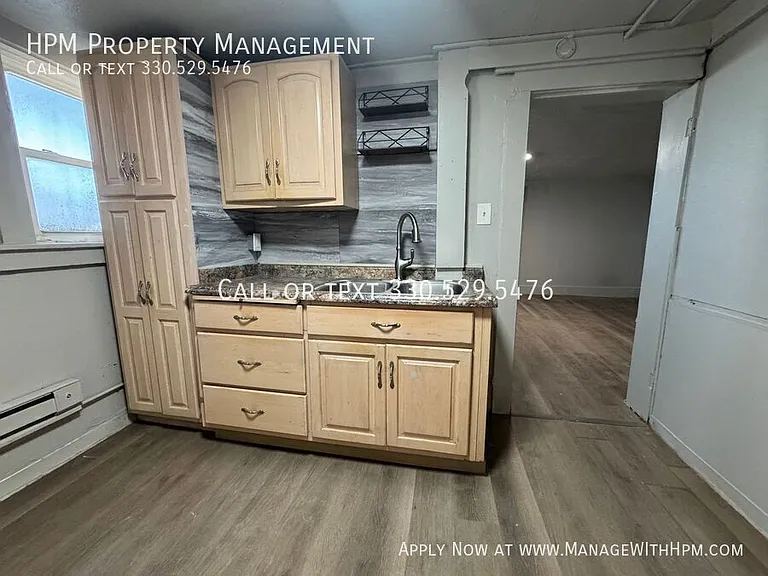 2237 Tuscst W #2 — Photo 11