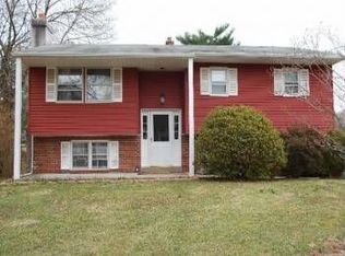 1375 E Evergreen Dr, Phoenixville, PA 19460