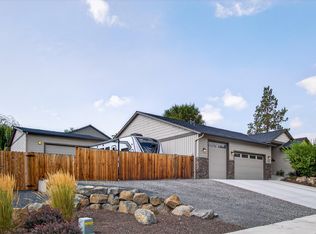 2793 SW 33rd St, Redmond, OR 97756