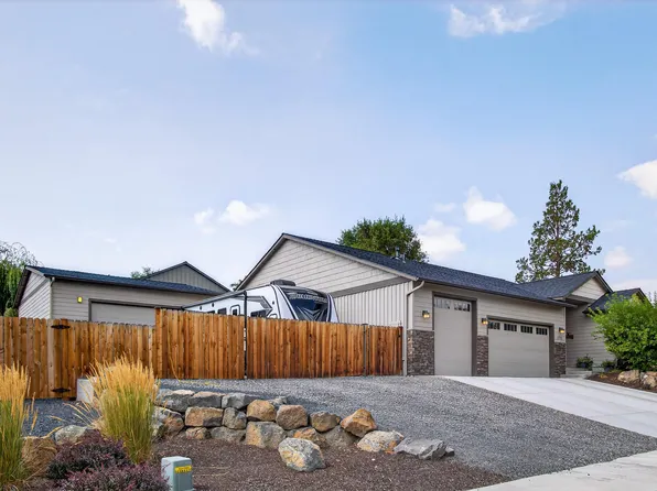 2793 SW 33rd St, Redmond, OR 97756