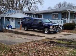 410 S High St, Granville, IL