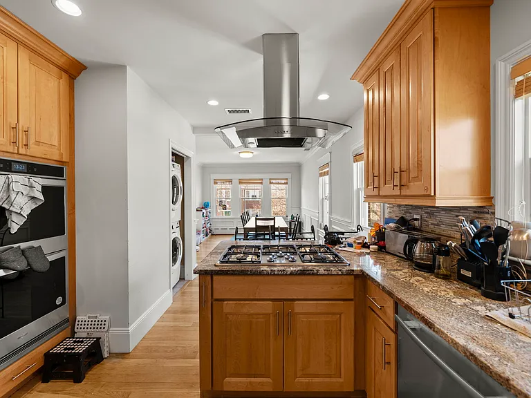 57 Lawton St #2 — Photo 3