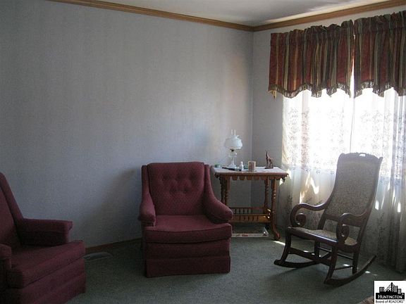 3rd image of 2 Meacham Dr