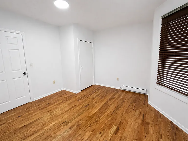 462 S 14th St #1 — Photo 7