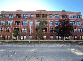 3923 W Altgeld St, Chicago, IL 60647