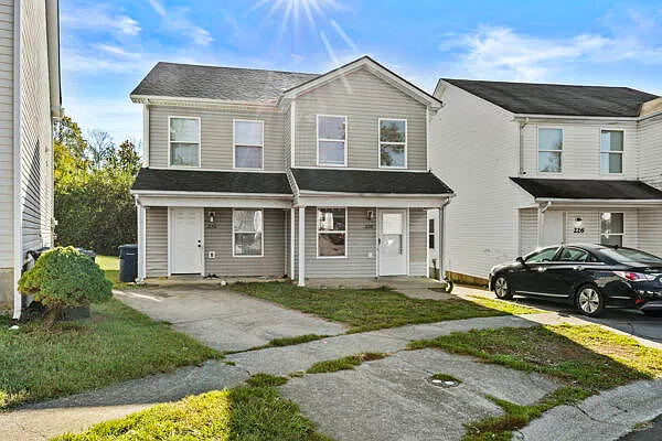 3 bed, 2.0 bath, 1232 sqft, $1,500 — Photo 3
