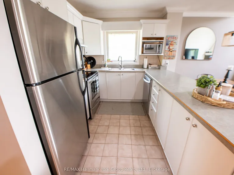 104 Kellies Way #10 — Photo 4