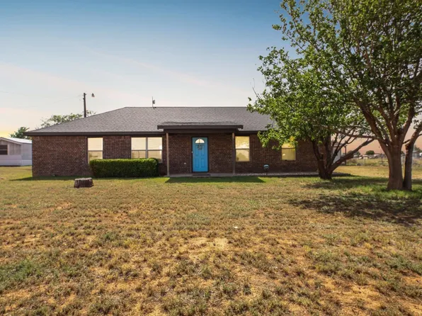 3913 N County Road 1700, Lubbock, TX 79416