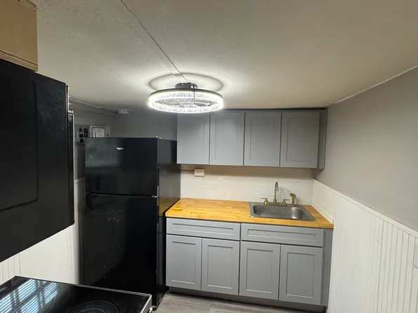 2101 Delesseps Ave #B, Savannah, GA 31404