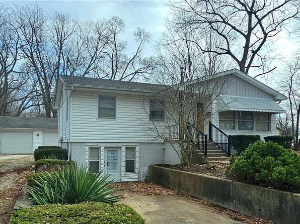 303 N Church St, Georgetown, IL 61846