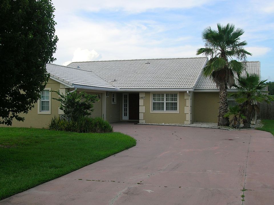 1st image of 2467 Albany Dr