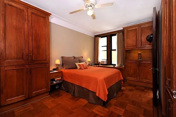 Sold by Nest Seekers International | media 8