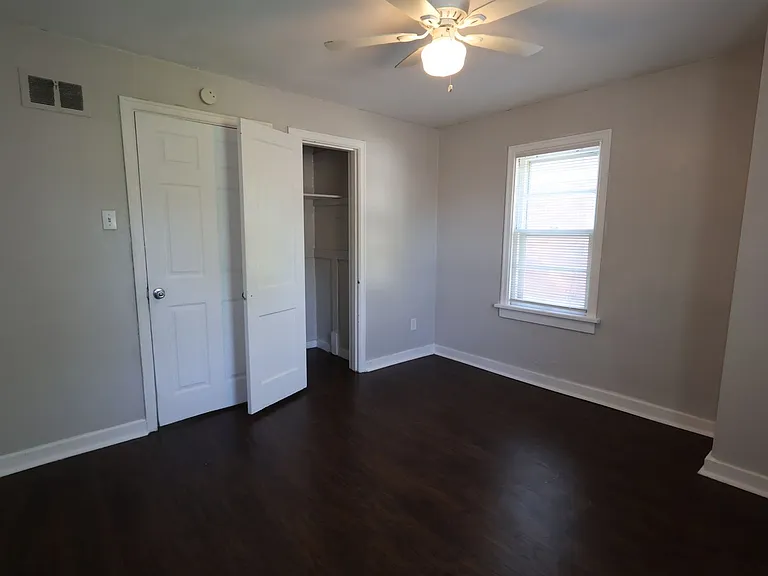 418 N Dade Ave — Photo 17