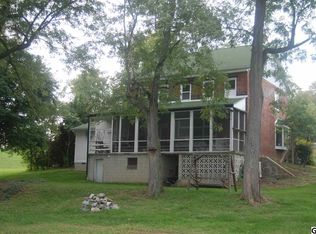 70 Hillymede Dr, Hummelstown, PA 17036