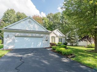 755 Weatherstone Rd, Holland, OH 43528