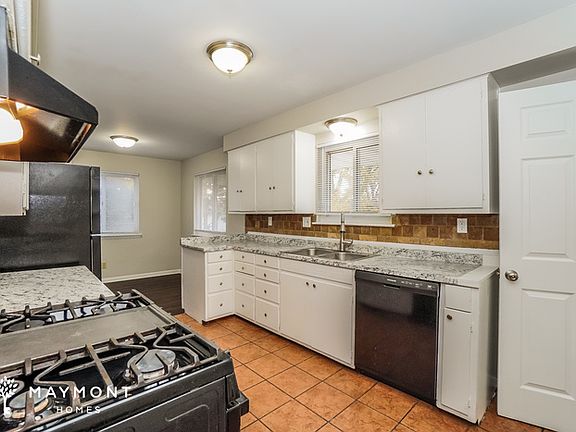 5th image of 1499 Shanley Dr