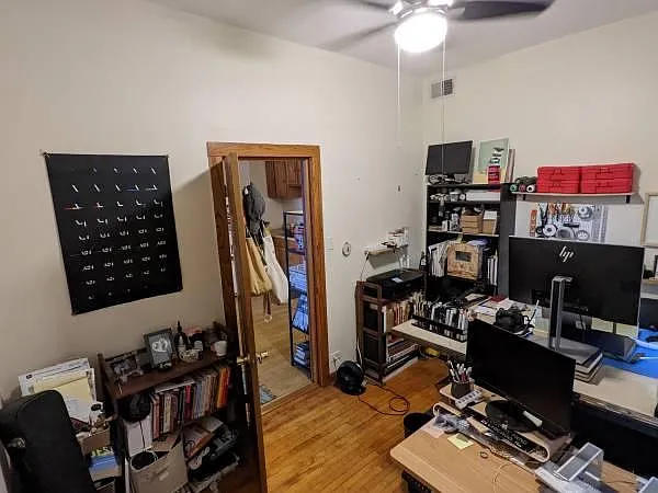 852 N Hoyne Ave #2R — Photo 13