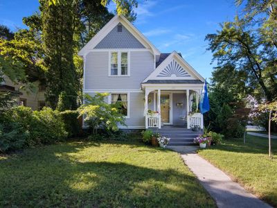 541 7th St, Traverse City, MI, 49684