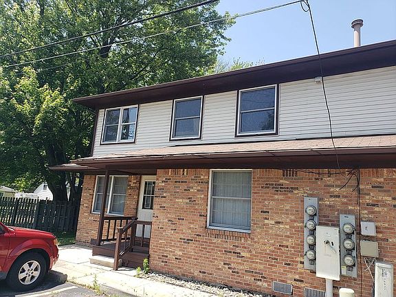 2nd image of 36939 Brewster Ln