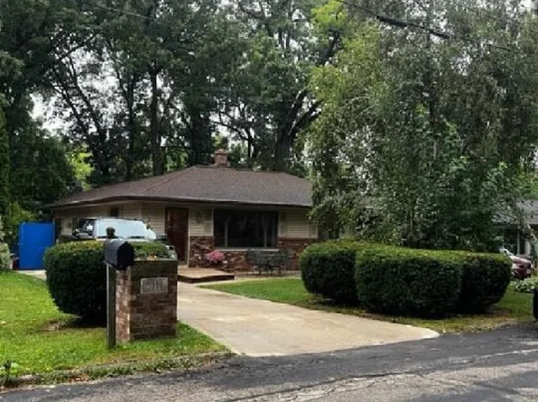 5111 Arrowhead Drive, Monona, WI 53716