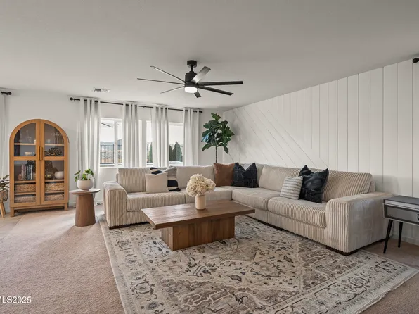 626 Coyote Bluff Ct, Reno, NV 89506