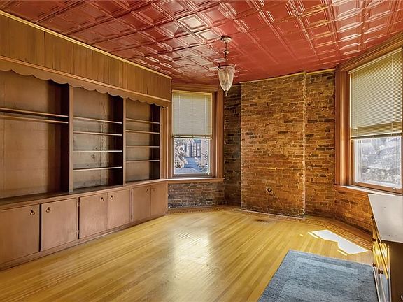 5th image of 455 Linwood Ave
