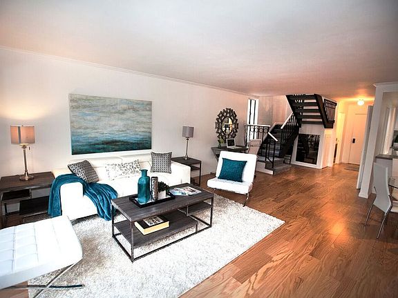 3rd image of 1244 12th St Unit 6