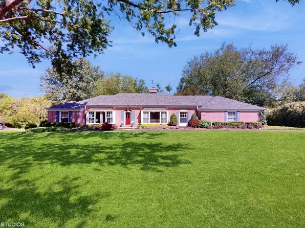 708 Hillcrest Dr, Dundee, IL 60118