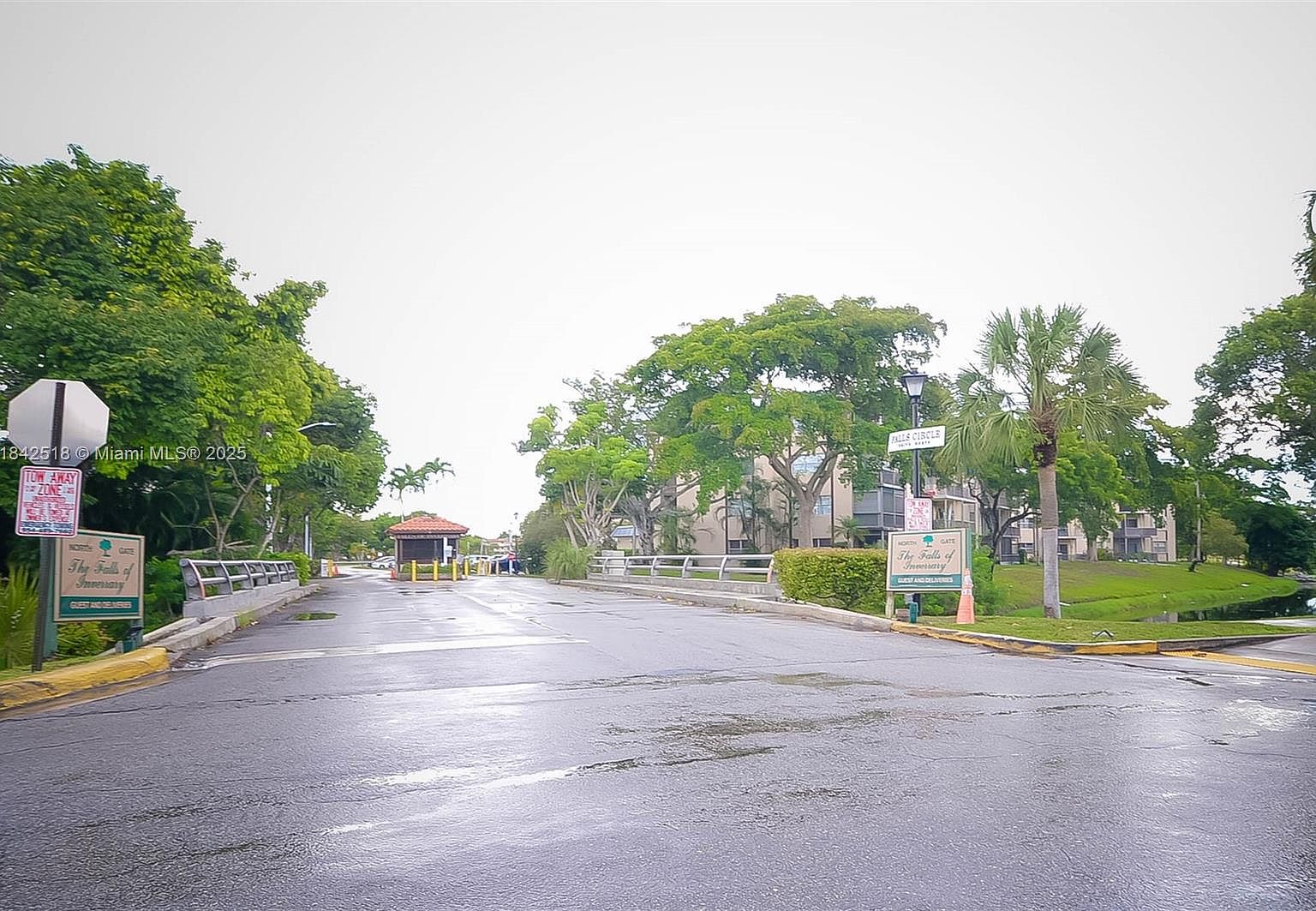 6301 N Falls Circle Dr APT 307