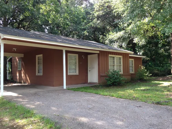 1613 Larkwood Dr, Mobile, AL 36618
