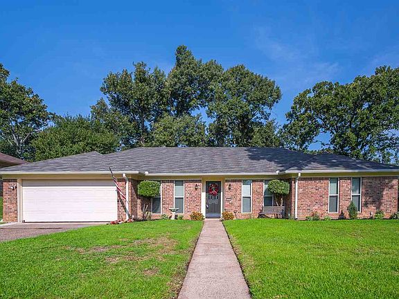 2nd image of 3005 Evangeline St