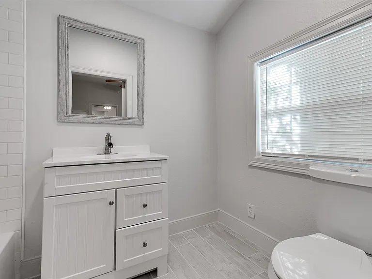 7133 Avenue C — Photo 11