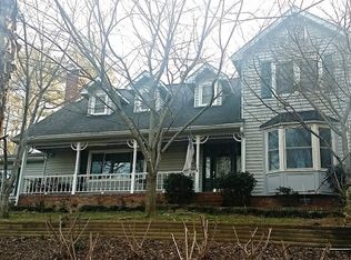 103 Crestmont Dr, Calhoun, GA 30701