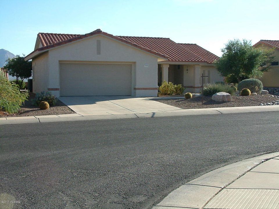 1st image of 2332 E Chrysanthemum St