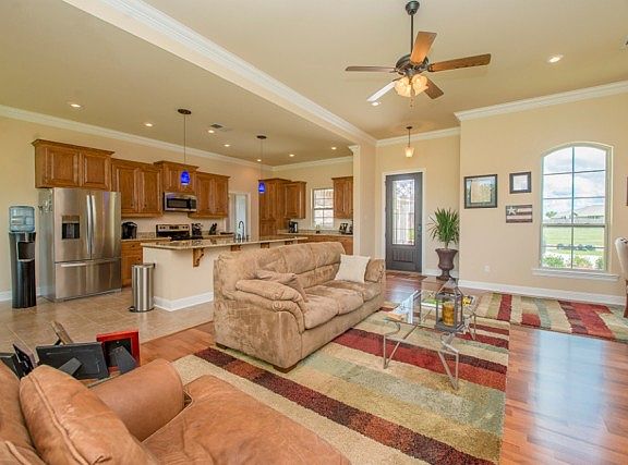 5th image of 7191 Landry Dr