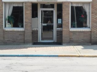 47 W Main St, Logan, OH 43138