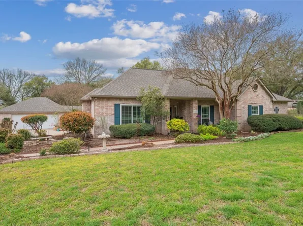 1400 Gun And Rod Rd, Brenham, TX 77833