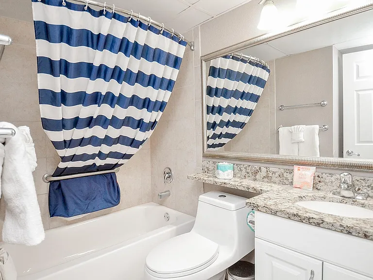 6102 Seawall Blvd #102B — Photo 28