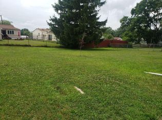 154 Greeley Ln, Youngstown, OH