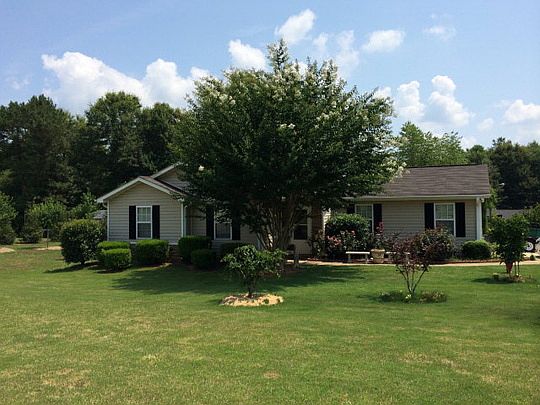 2nd image of 313 Vineyard Dr