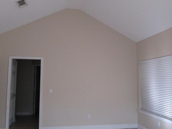 3rd image of 7905 Treasure Dr