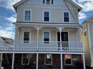 27 Elm St #1, Stonington, CT 06378