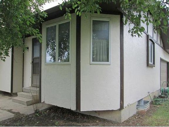 2nd image of 310 Floral Dr