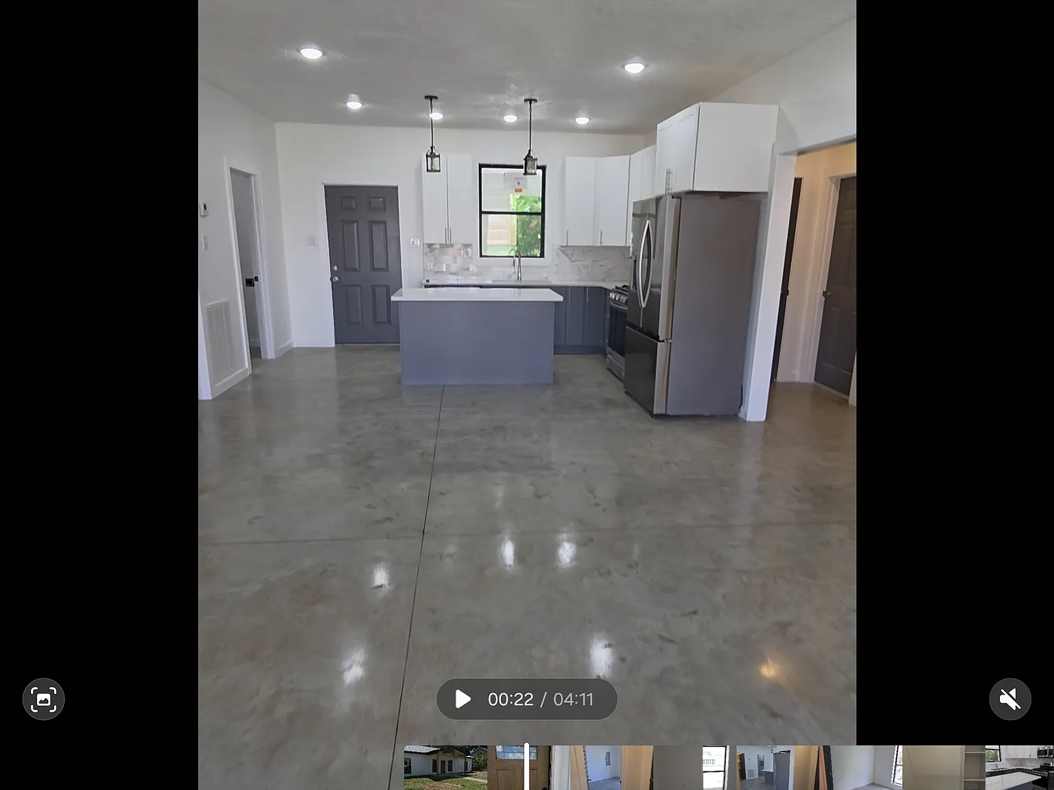 3 bed, 2304 sqft, $2,200 — Photo 3